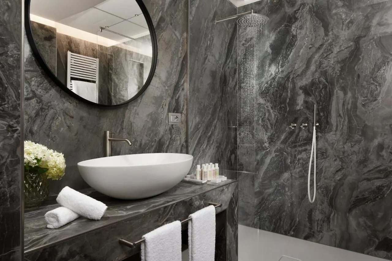 Bianca Relais, By R Collection Hotels Oggiono 5*,